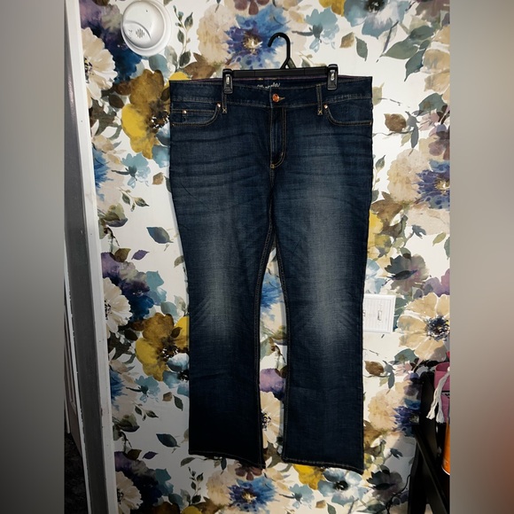 Wrangler Women's Boot Cut Jeans - Picture 1 of 2